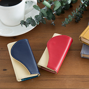 本革スリムキーケース