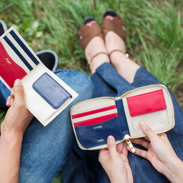 ディース二つ折りファスナー財布