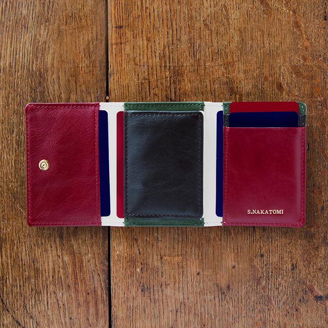 レディース三つ折り財布